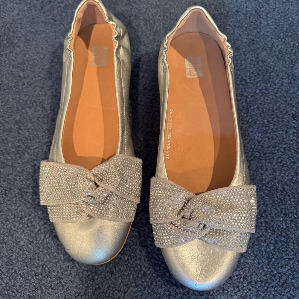 Fitflop Silver Bow Leather Flats
